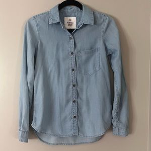 SO PERFECT SHIRT LONG SLEEVE BUTTON UP SIZE XS